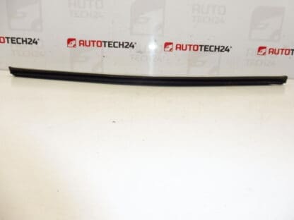 Lišta CHROM pro pravý přední blatník Citroën C4 Picasso 7841W2 - Image 2