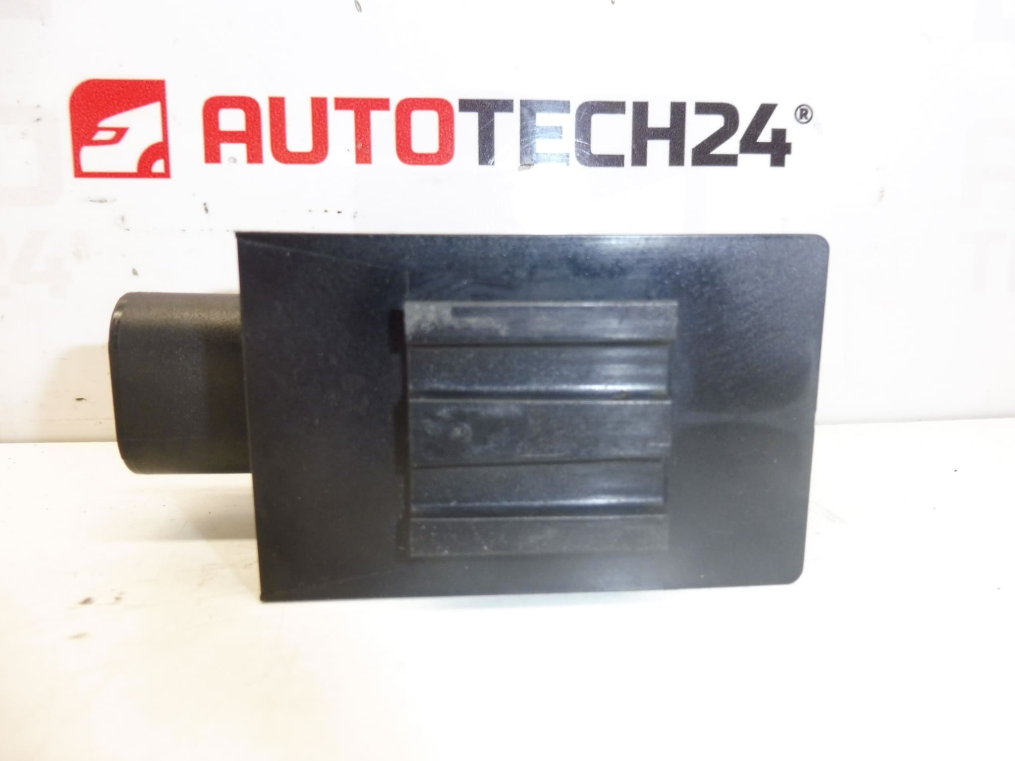 Kondenzátor alternátoru Citroën Peugeot 9656112480 573293 - Obrázek 2