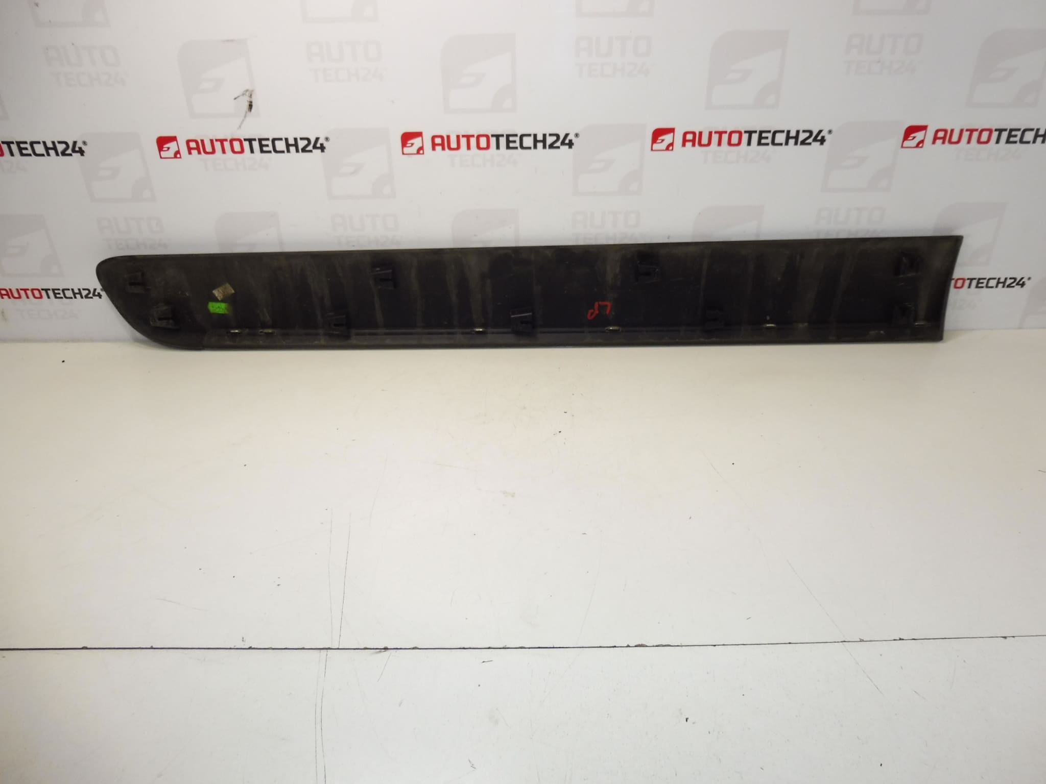 Lišta Levých Předních Dveří Citroen C3 Picasso 9686338277 8545HL - Obrázek 2