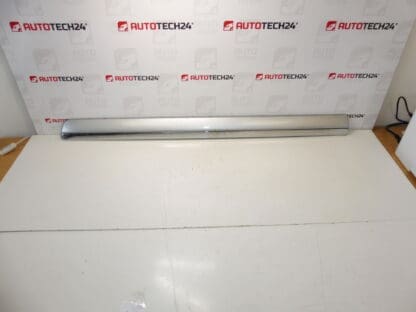 Lišta pravých předních dveří Citroen C8 Peugeot 807 EZRC 1401028477 8545GJ