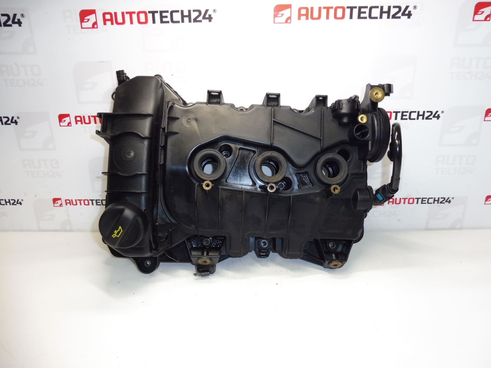 Víko hlavy válců 1.2 VTI PureTech 9811067580 9806820880