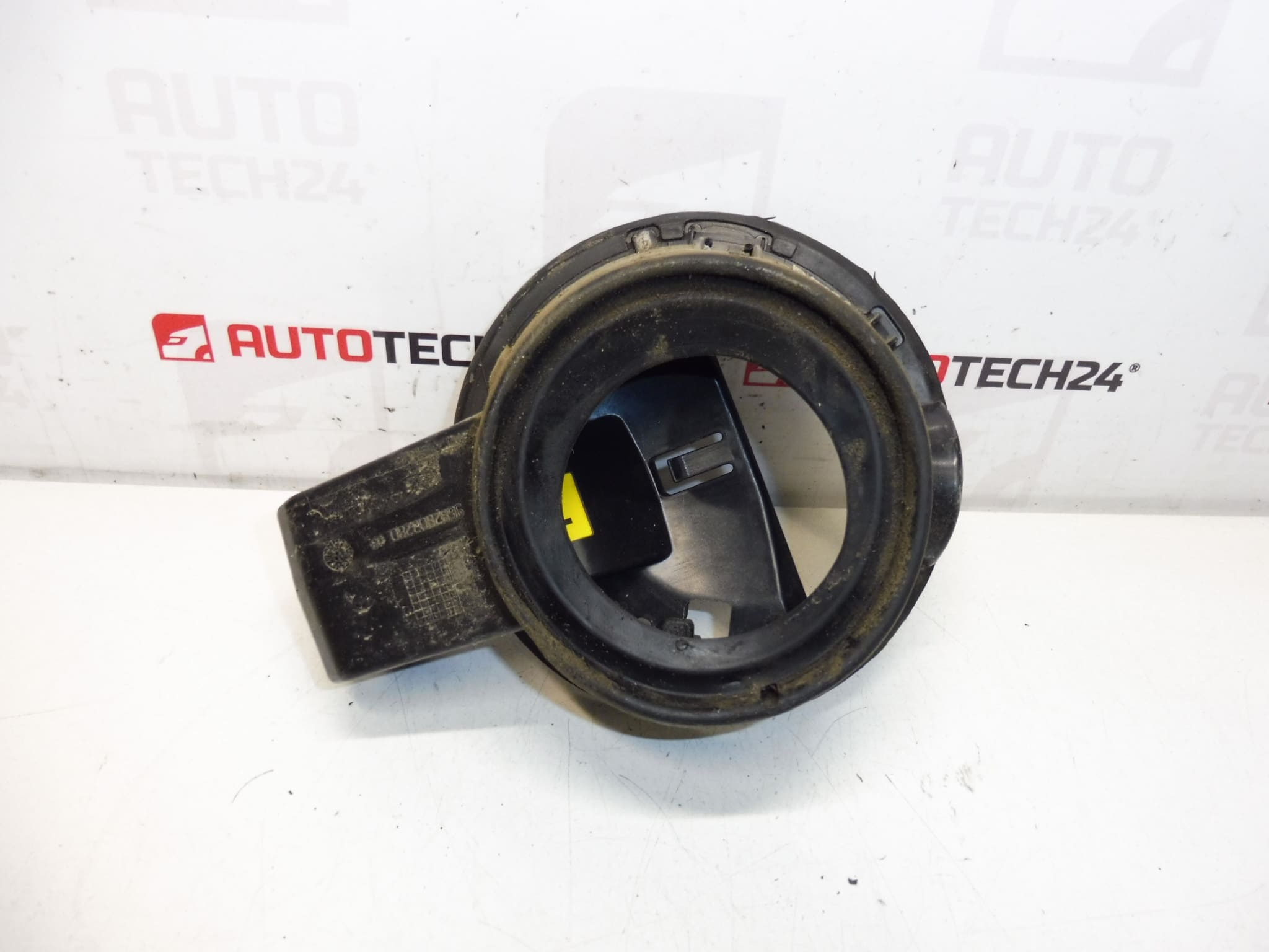 Plnící hrdlo palivové nádrže Peugeot 3008 9682803280 1517E2 - Obrázek 2