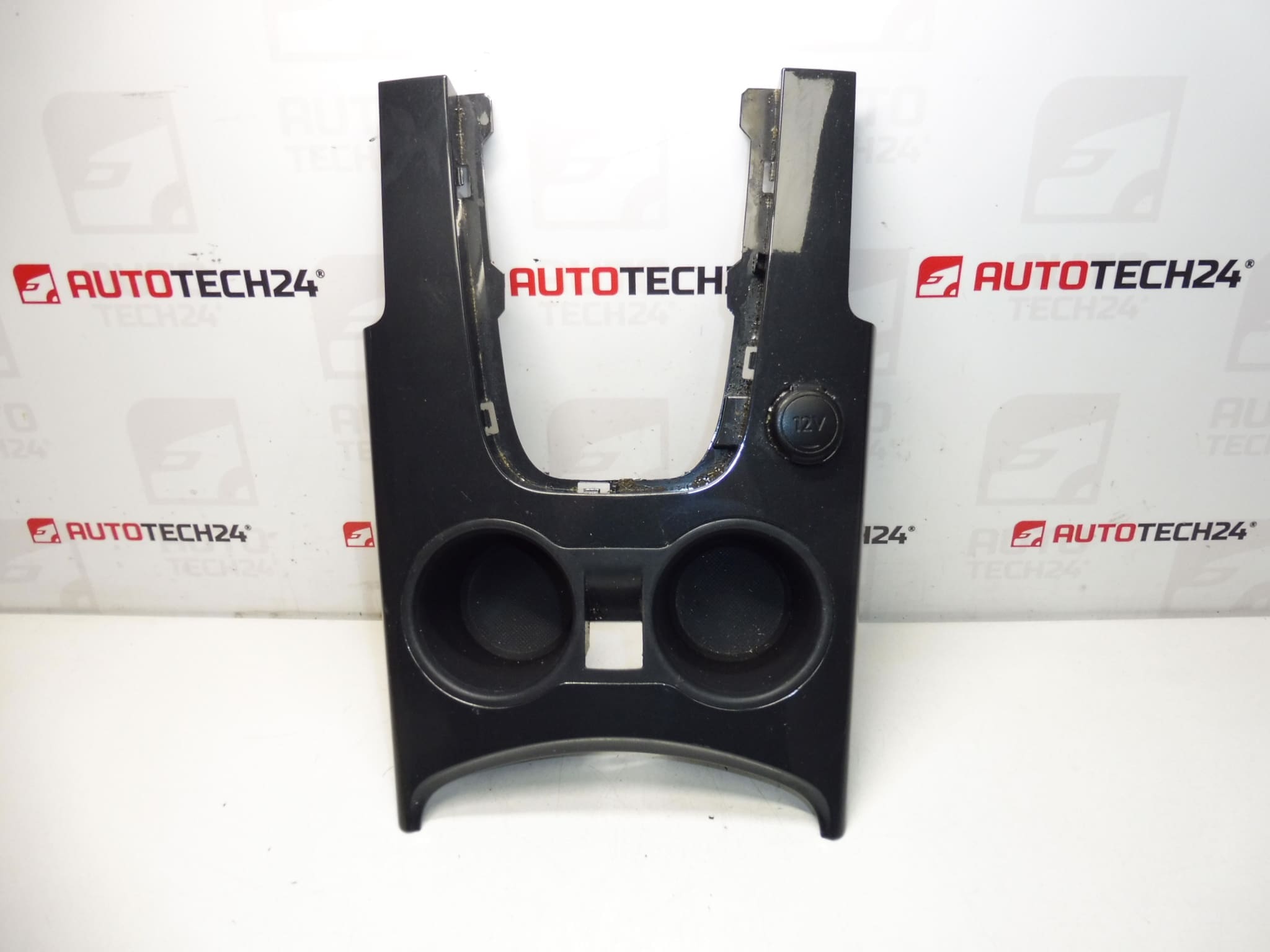 Panel řadící páky Peugeot 3008 5008 9685858777 7591P7