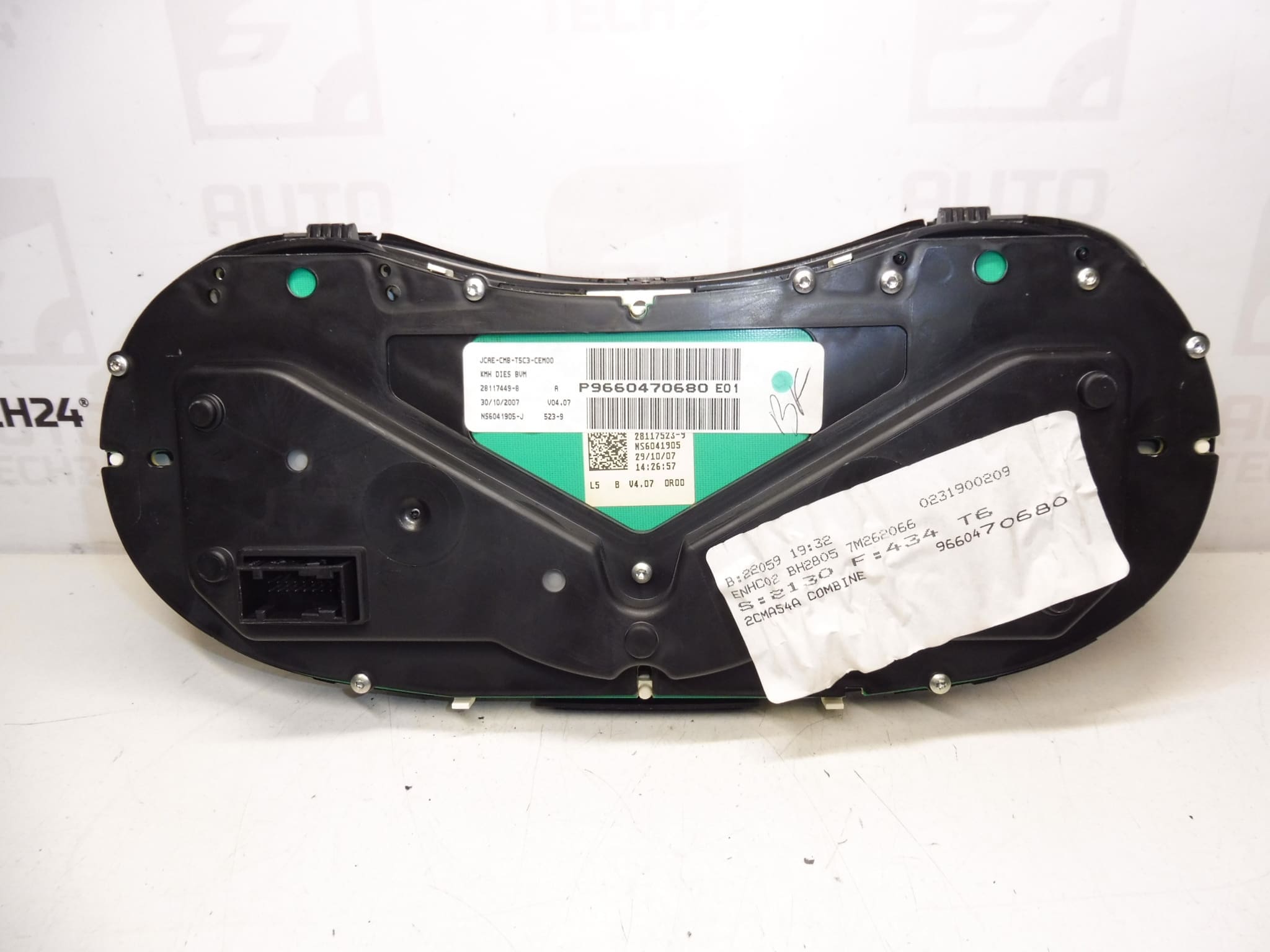 Tachometr Peugeot 307 205000 km 9660470680 E01 - Obrázek 2